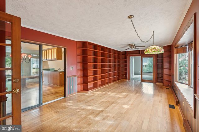 205 CONFEDERATE CIR, Locust Grove, VA 22508