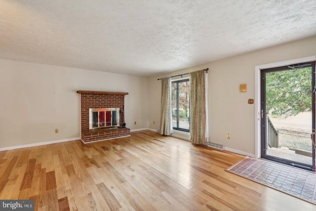 205 CONFEDERATE CIR, Locust Grove, VA 22508