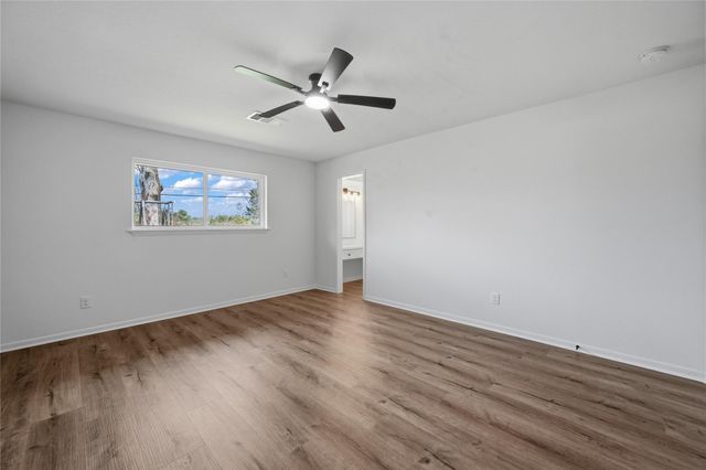 210 Ridgemont Drive, Alvin, TX 77511