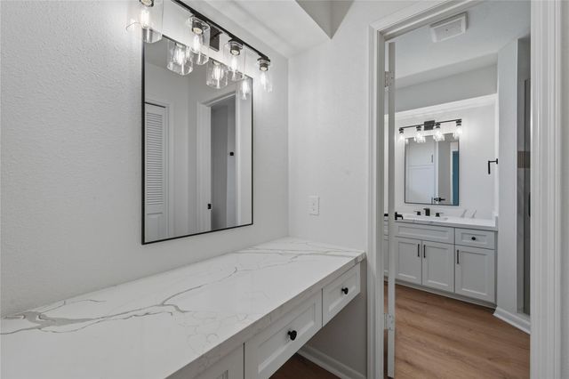 210 Ridgemont Drive, Alvin, TX 77511