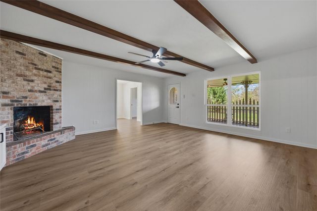 210 Ridgemont Drive, Alvin, TX 77511