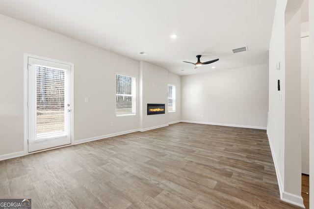 323 River Walk Farm Parkway, Covington, GA 30014