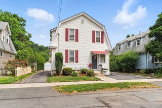 40 Field Street, West Springfield, MA 01089