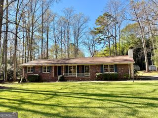 596 Kay Street, Jackson, GA 30233