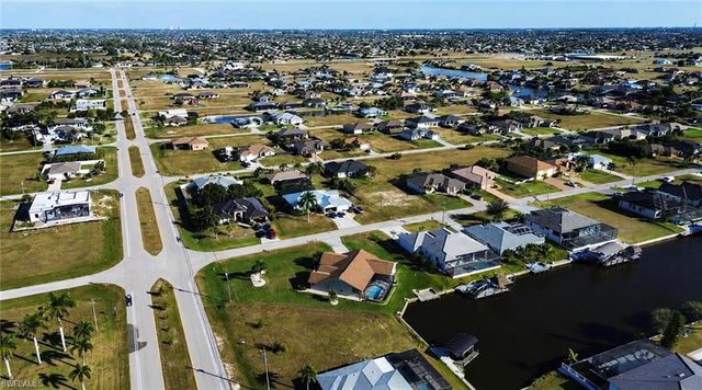 1200 NW 37th AVE, Cape Coral, FL 33993