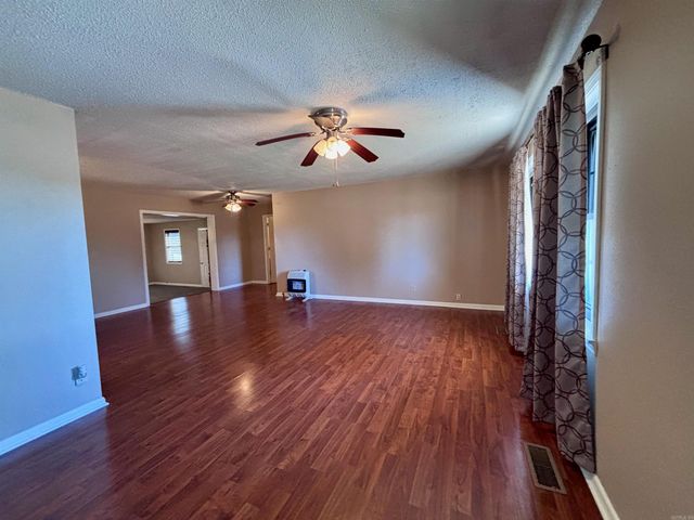 5005 Highway 90, Pocahontas, AR 72455