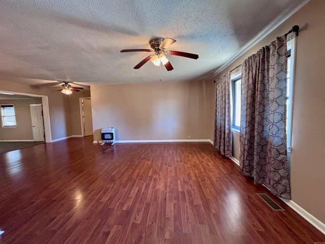 5005 Highway 90, Pocahontas, AR 72455