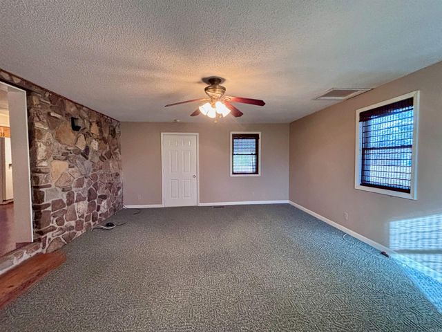 5005 Highway 90, Pocahontas, AR 72455