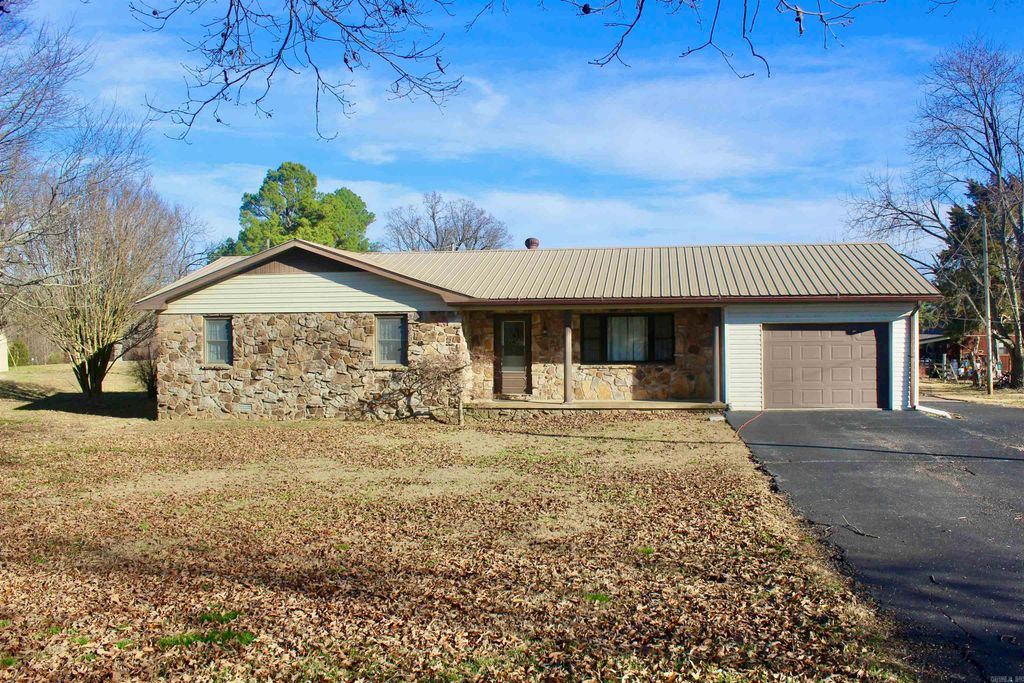 5005 Highway 90, Pocahontas, AR 72455