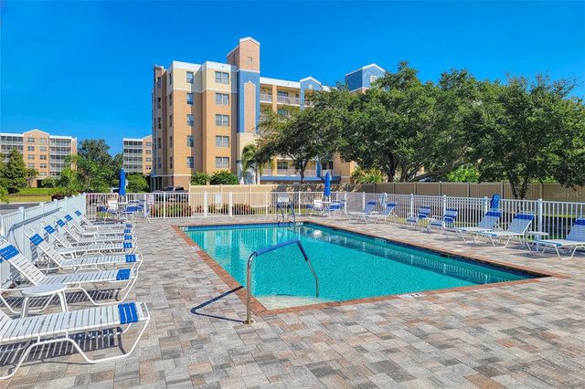 960 STARKEY ROAD 1502, Largo, FL 33771