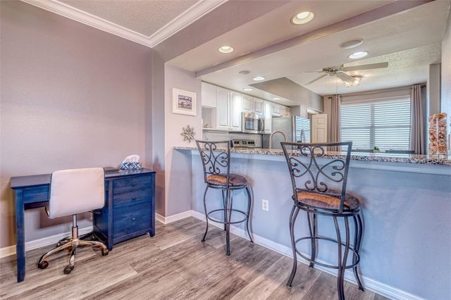 960 STARKEY ROAD 1502, Largo, FL 33771