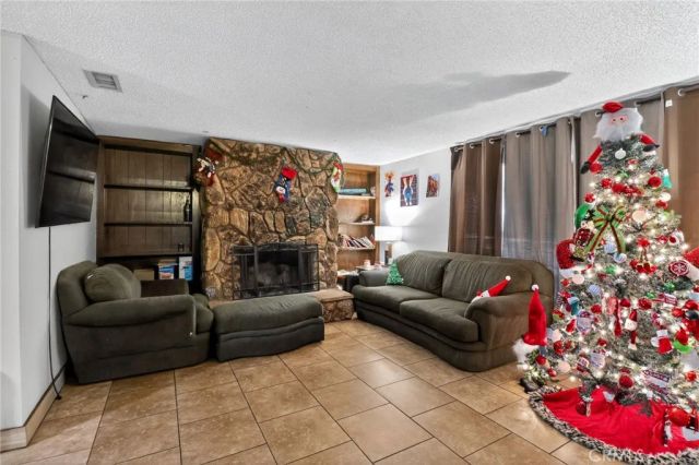 22575 Papago Road, Apple Valley, CA 92307