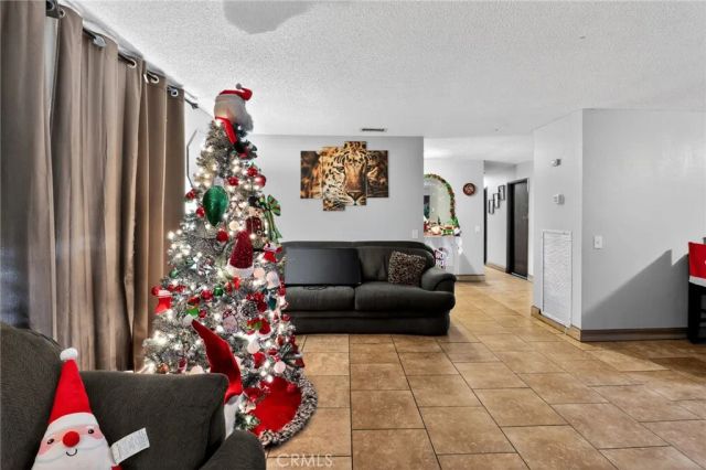 22575 Papago Road, Apple Valley, CA 92307