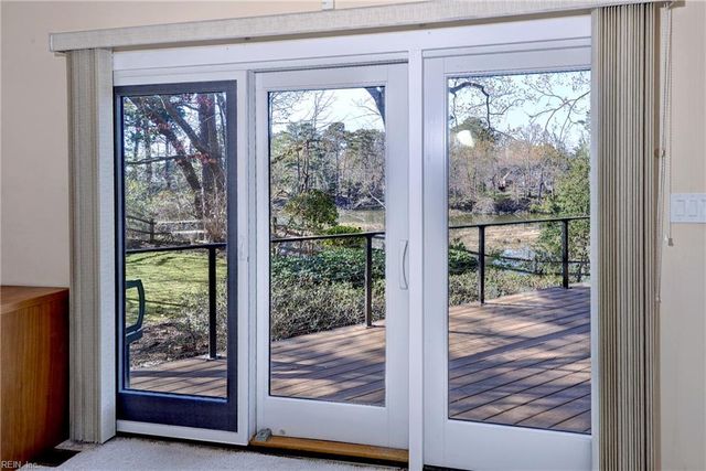 49 Dillwyn DR, Newport News, VA 23602