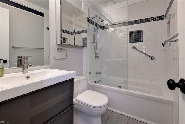 49 Dillwyn DR, Newport News, VA 23602