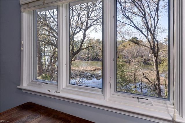 49 Dillwyn DR, Newport News, VA 23602