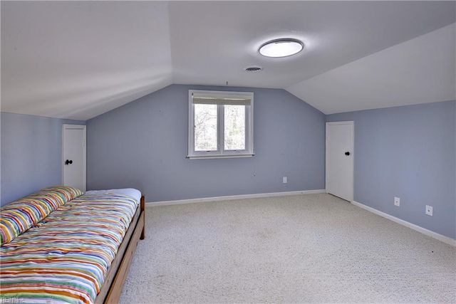 49 Dillwyn DR, Newport News, VA 23602