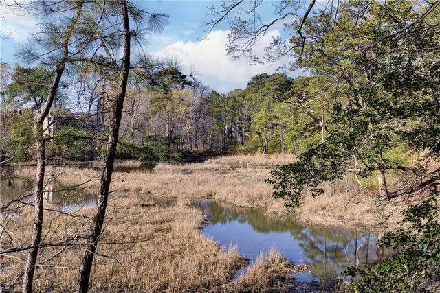 49 Dillwyn DR, Newport News, VA 23602