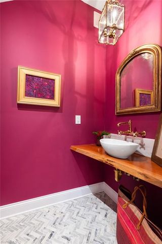 2348 Florida AVE, Naples, FL 34112