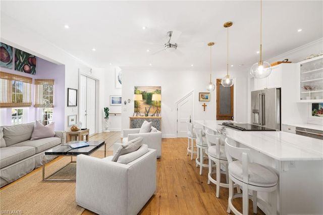 2348 Florida AVE, Naples, FL 34112