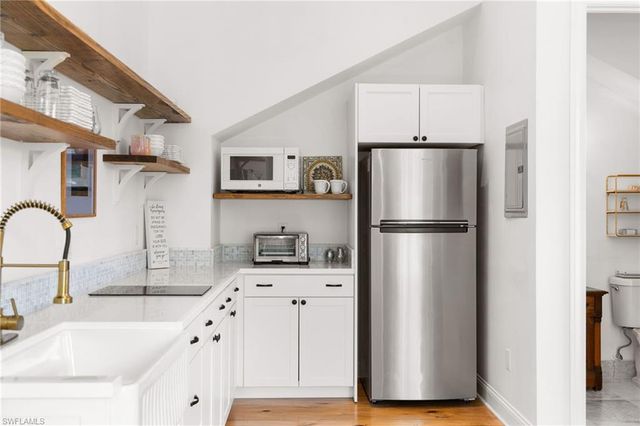 2348 Florida AVE, Naples, FL 34112