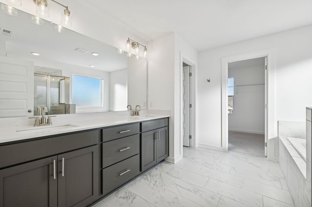 7060 Sutton Dr, White House, TN 37188