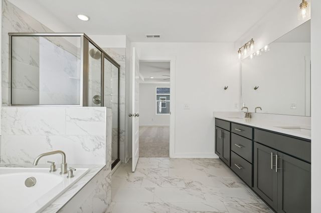 7060 Sutton Dr, White House, TN 37188