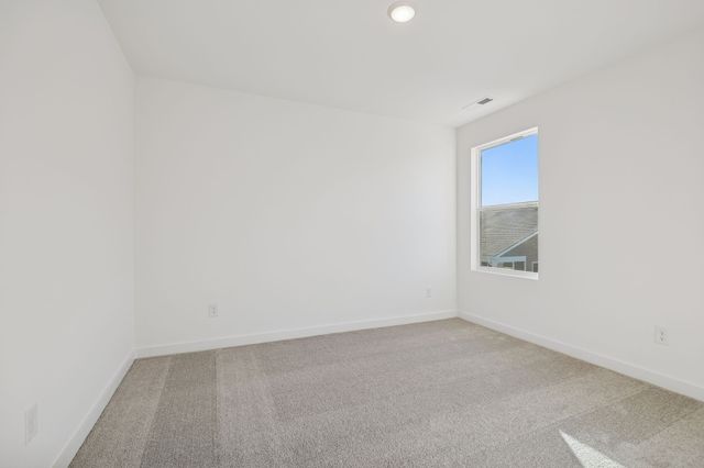 7060 Sutton Dr, White House, TN 37188