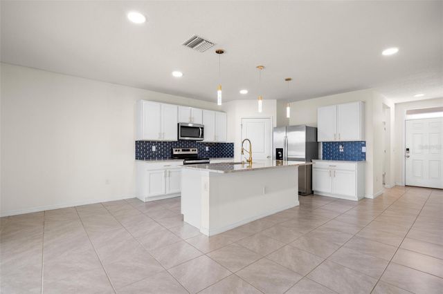 2814 COMMON FIG RUN, Wesley Chapel, FL 33543