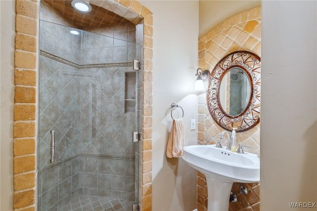 2625 Camino Del Rio, Bullhead City, AZ 86442