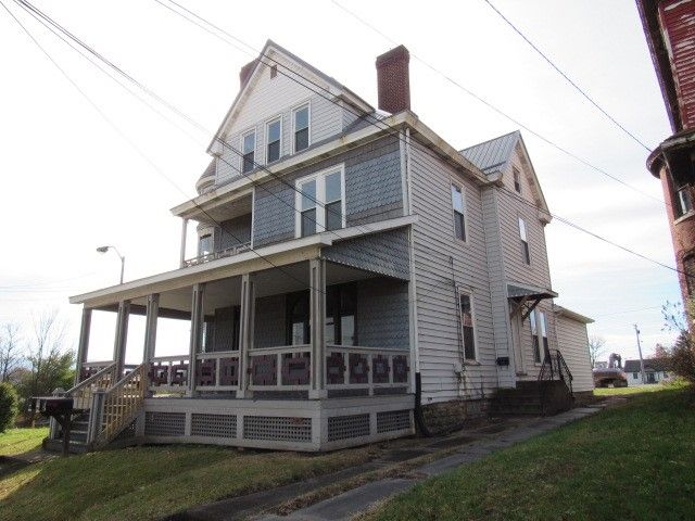 25 Ben Lomond Street, Uniontown, PA 15401