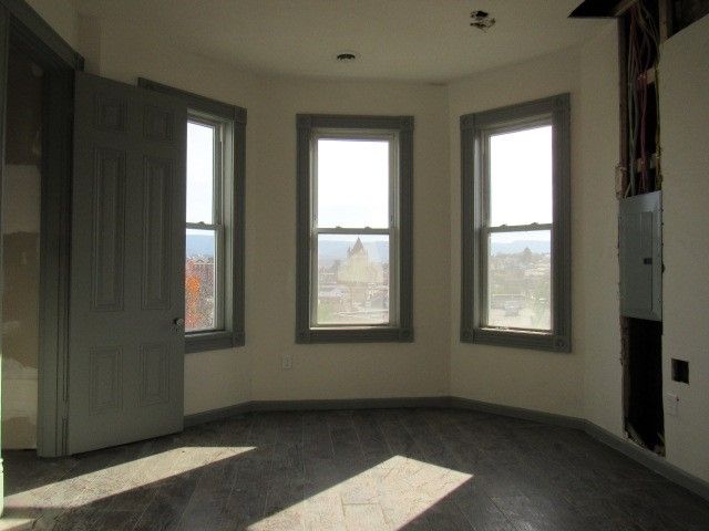 25 Ben Lomond Street, Uniontown, PA 15401