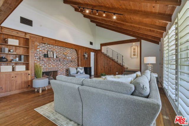 13155 Margate Street, Sherman Oaks, CA 91401