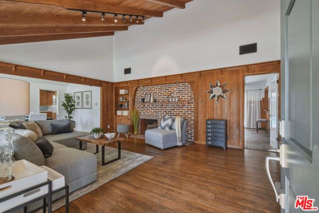 13155 Margate Street, Sherman Oaks, CA 91401