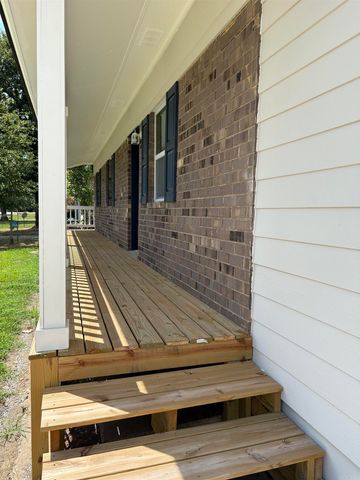 209 N Pear Street, Beebe, AR 72012