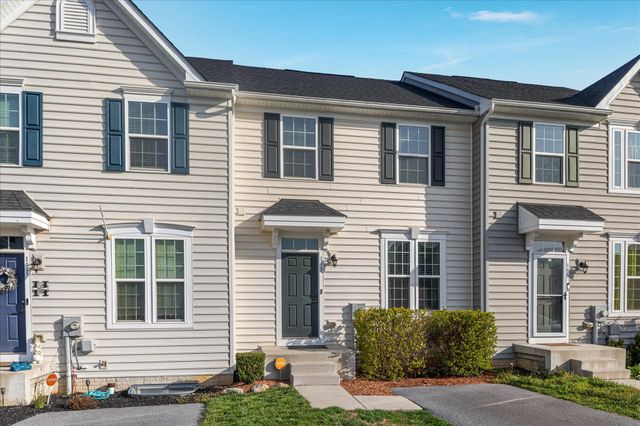 195 ONTARIO DR, Falling Waters, WV 25419