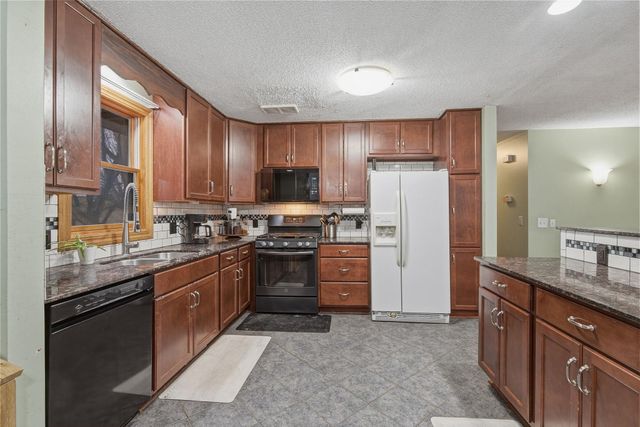 3413 Bailey Lane, Anoka, MN 55303