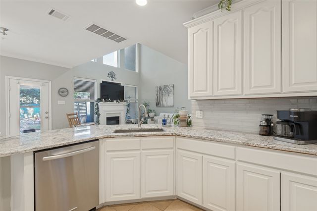 604 Jamboree Way, Euless, TX 76039