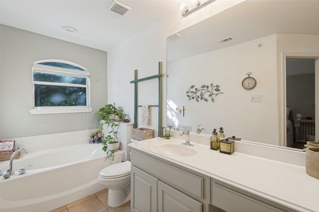 604 Jamboree Way, Euless, TX 76039