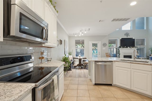 604 Jamboree Way, Euless, TX 76039