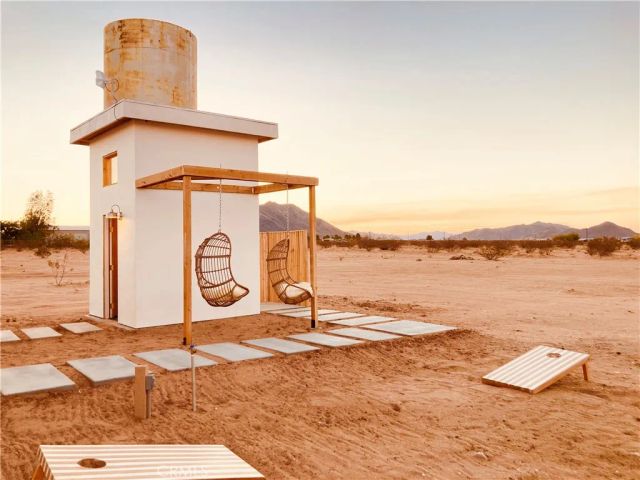 60654 Mitch Lane, Landers, CA 92285