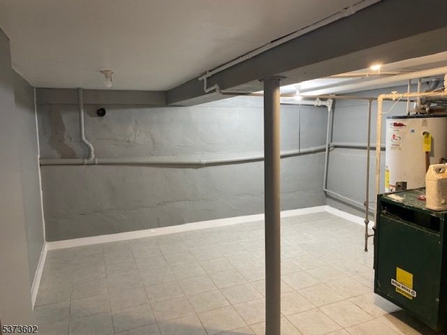 54 Rutgers St, Irvington Twp., NJ 07111