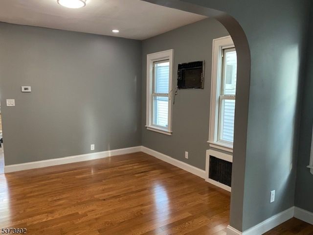 54 Rutgers St, Irvington Twp., NJ 07111