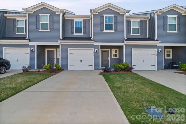 1330 Falling Acorn Lane, Concord, NC 28027