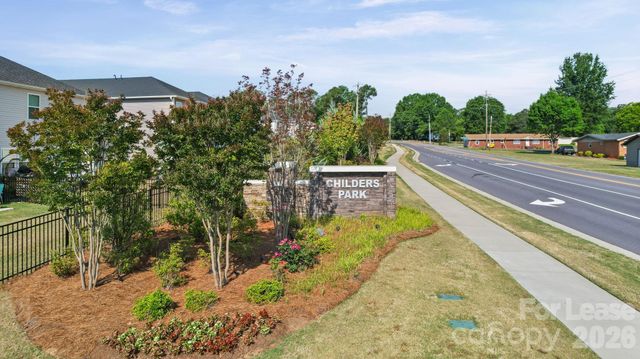 1330 Falling Acorn Lane, Concord, NC 28027