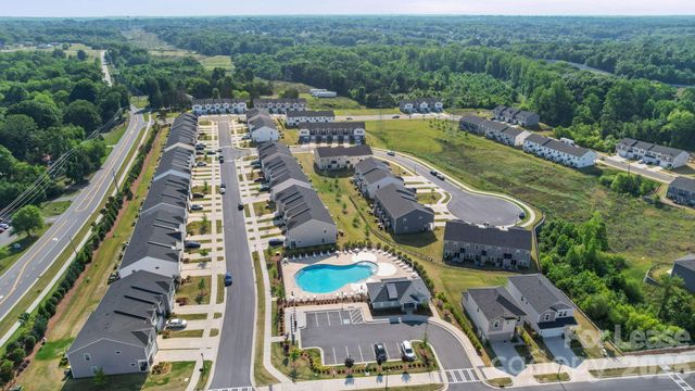 1330 Falling Acorn Lane, Concord, NC 28027