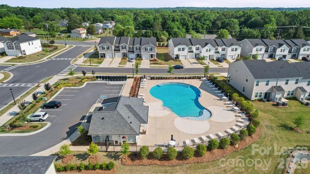 1330 Falling Acorn Lane, Concord, NC 28027