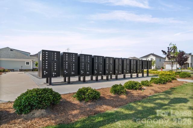 1330 Falling Acorn Lane, Concord, NC 28027