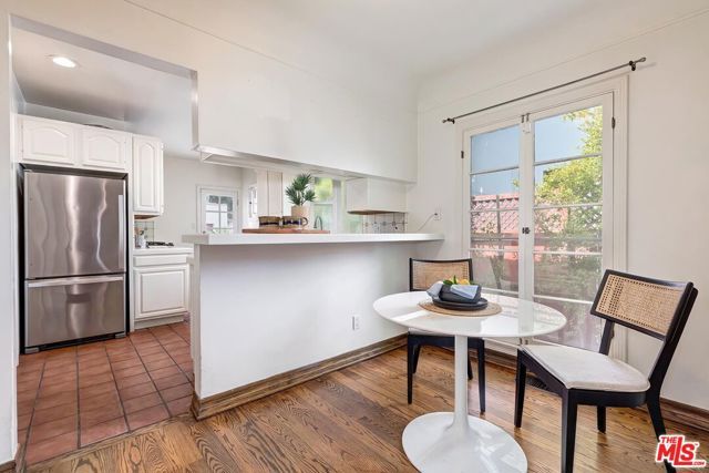 10525 Almayo Avenue, Los Angeles, CA 90064