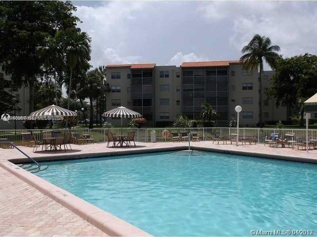 1800 SW 81st Ave 1203, North Lauderdale, FL 33068